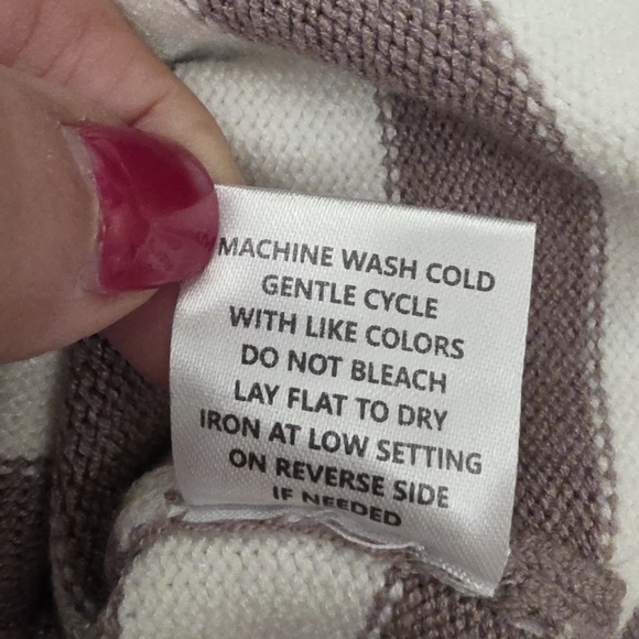 Stella Tweed Striped Off-Shoulder Sweater - Brown and White Size 1X Like New - Picture 5 of 8